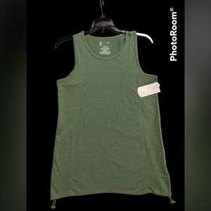 Xersion women’s tank new with tags